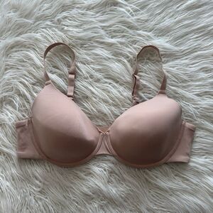 Skims Fits Everybody T-shirt Bra Mica Size 42B